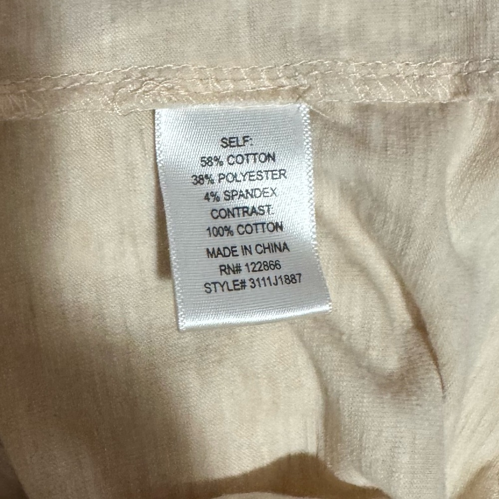 Women’s Chenault peachy cream colored eyehole puff sleeve shirt Small - Picture 4 of 4